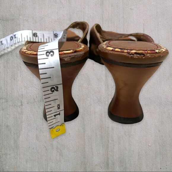 Kenzie Hazika Leather Slip on Sandals - Picture 6 of 8